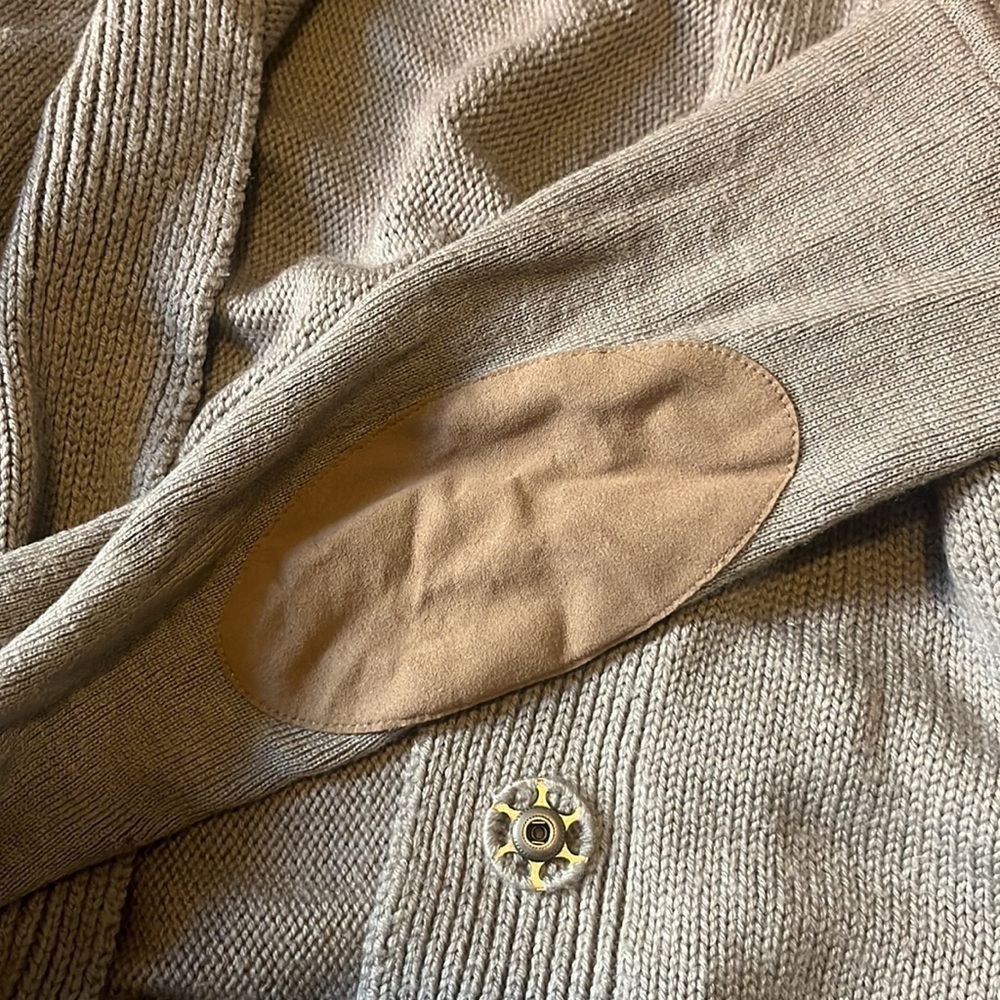 Lululemon Wrap it Up sweater- 100% merino wool Size 4-6 - Picture 5 of 7